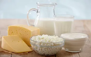 Мляко, сирене и кашкавал — млечни продукти за здрави зъби